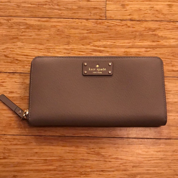 kate spade Handbags - Kate Spade ♠️ Wallet